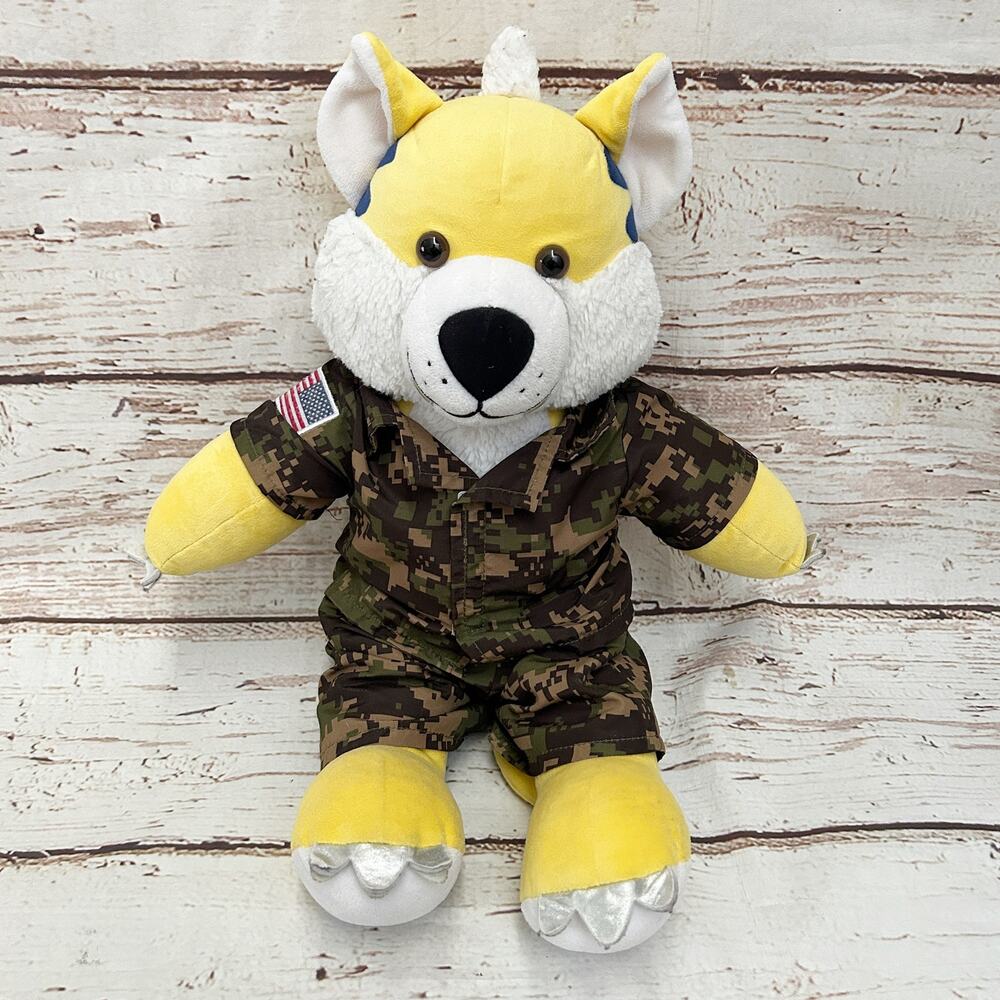 BUILD A BEAR Great Wolf Lodge Camo Wolf Plush with Army Outfit 17"